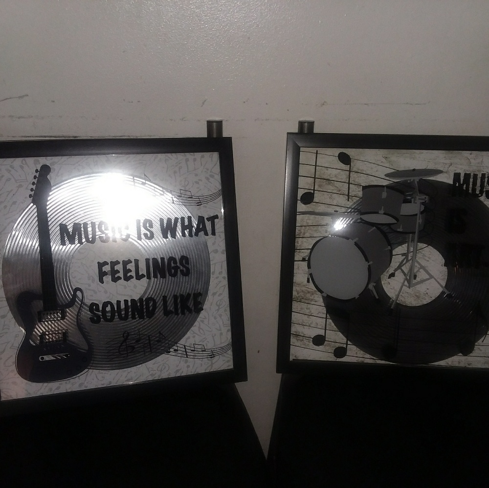 Two wall pictures
